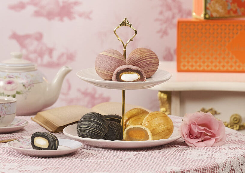 La Levain baked Teochew mooncakes with flaky spiral crusts in black sesame, bobochacha and salted egg, Mid-Autumn Singapore