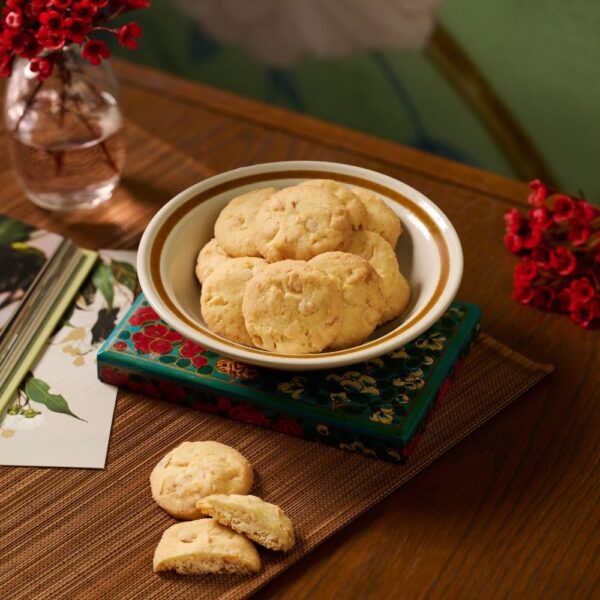 LLV-CNY26-Macadamia Orange Butter Cookies