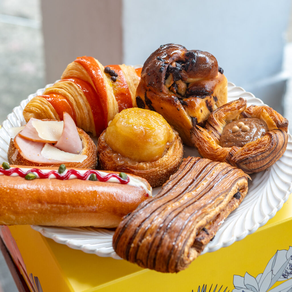 La Levain French Pastry Box