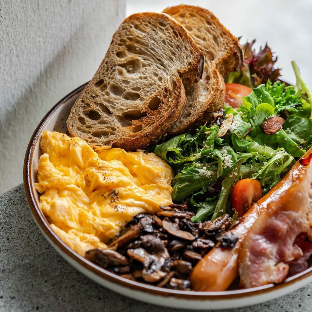 Brunch bread scrambled eggs