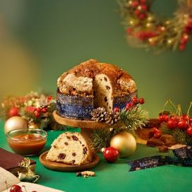 La Levain Christmas 2025 Caramel Cherry Panettone