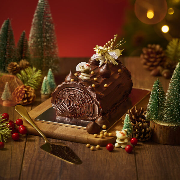 XMAS25_Single Origin Chocolate Feuilletine Log Cake