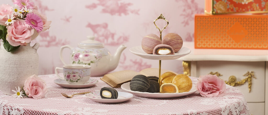La Levain baked flaky spiral Teochew mooncakes in Singapore